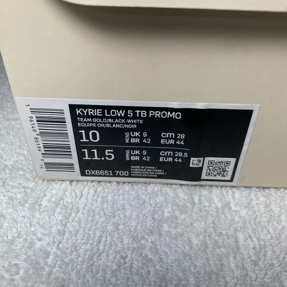 Kyrie Low 5 TB Promo Gold/Black by Nike - Picture 8 of 8